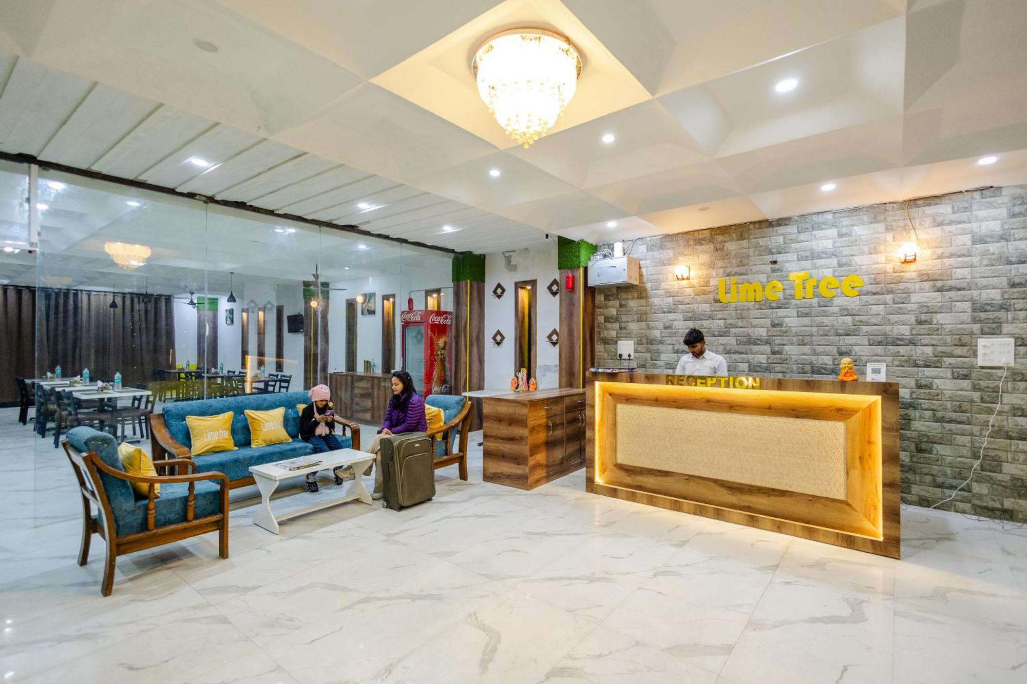 Lime Tree Hotel And Banquet Vrindávan Kültér fotó