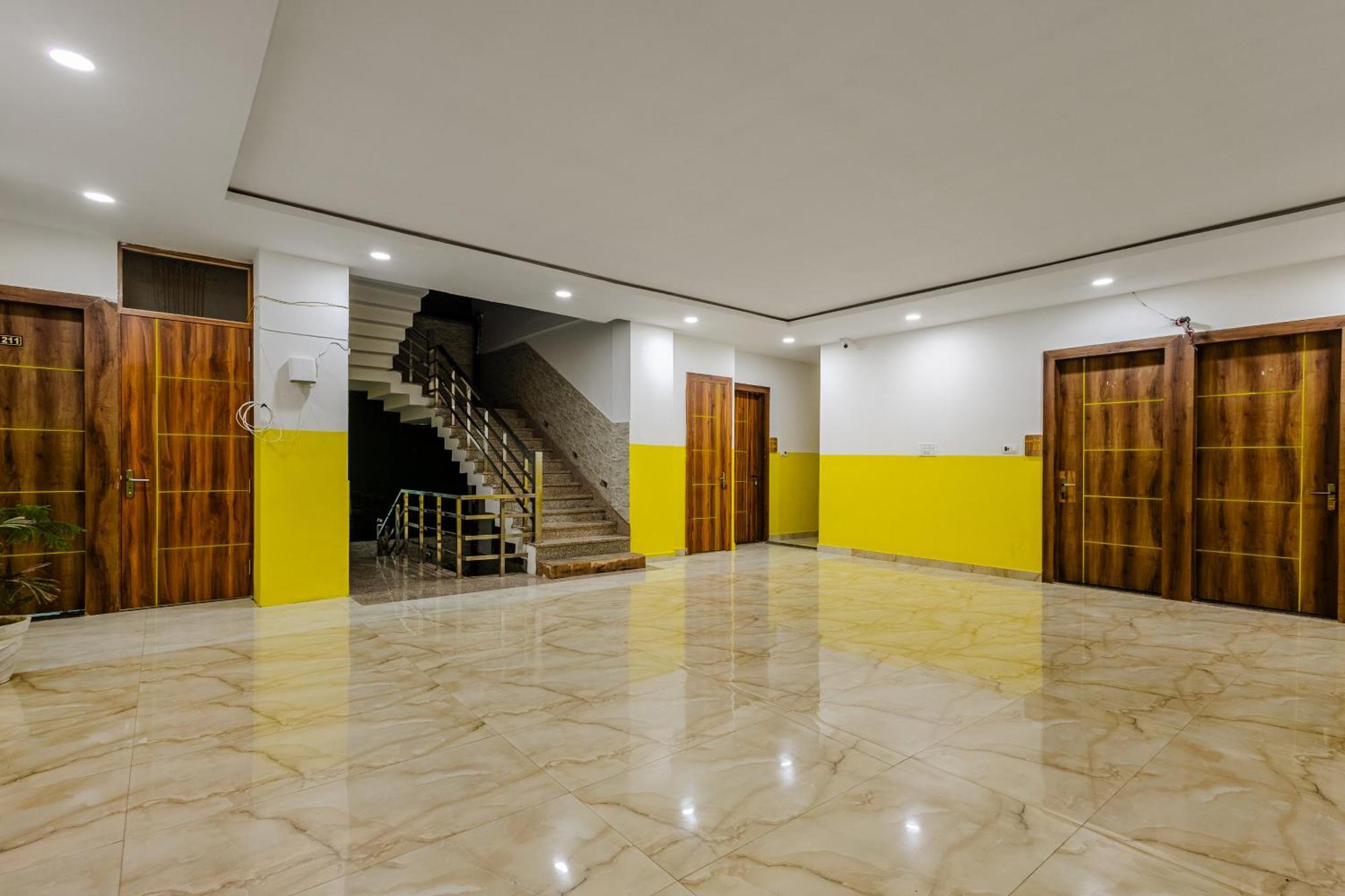 Lime Tree Hotel And Banquet Vrindávan Kültér fotó