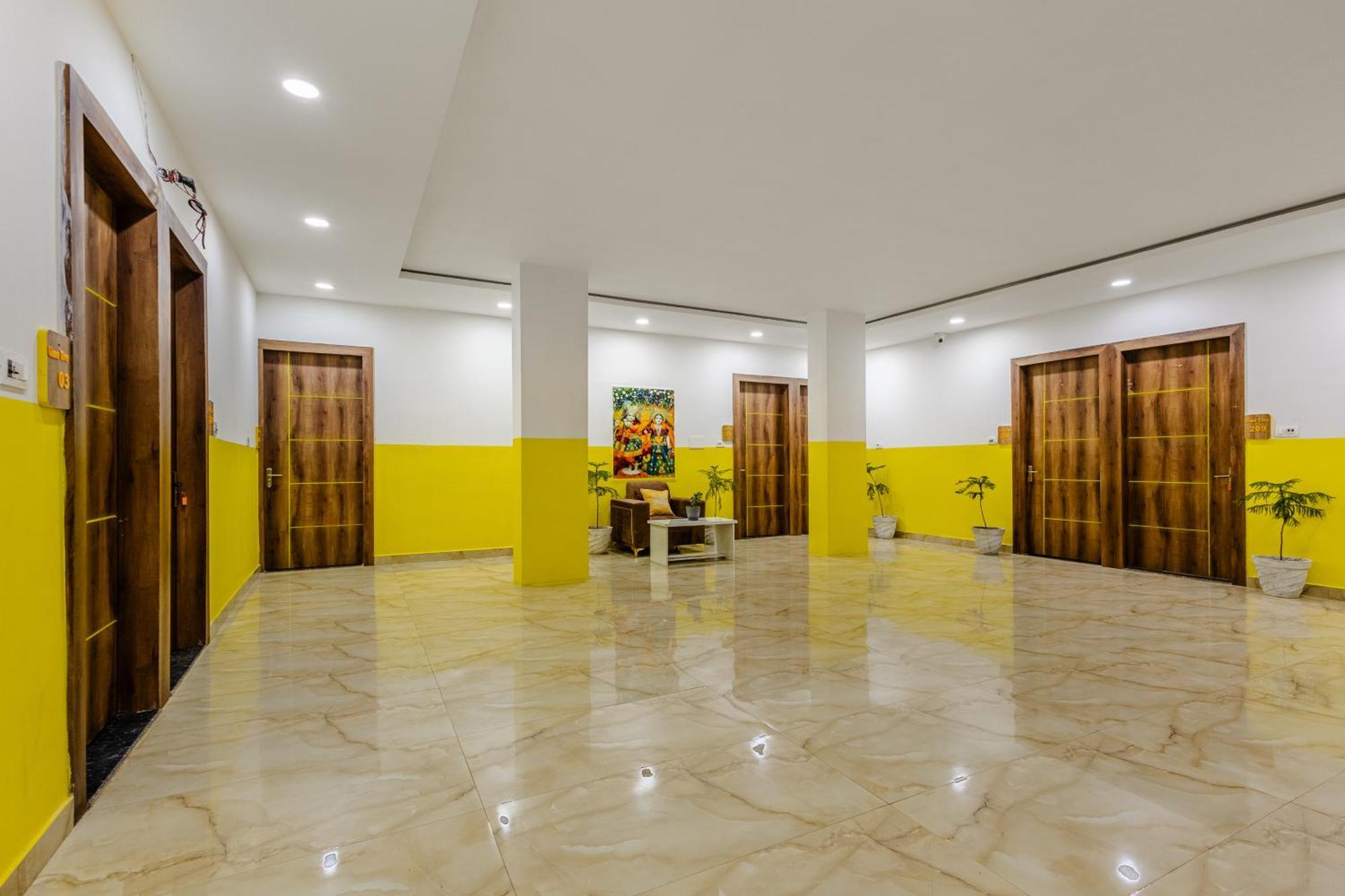 Lime Tree Hotel And Banquet Vrindávan Kültér fotó